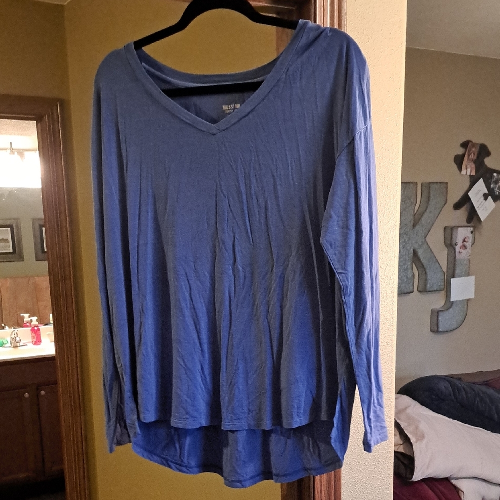 Mossimo Supply Co. Blue V-Neck Long Sleeve Top